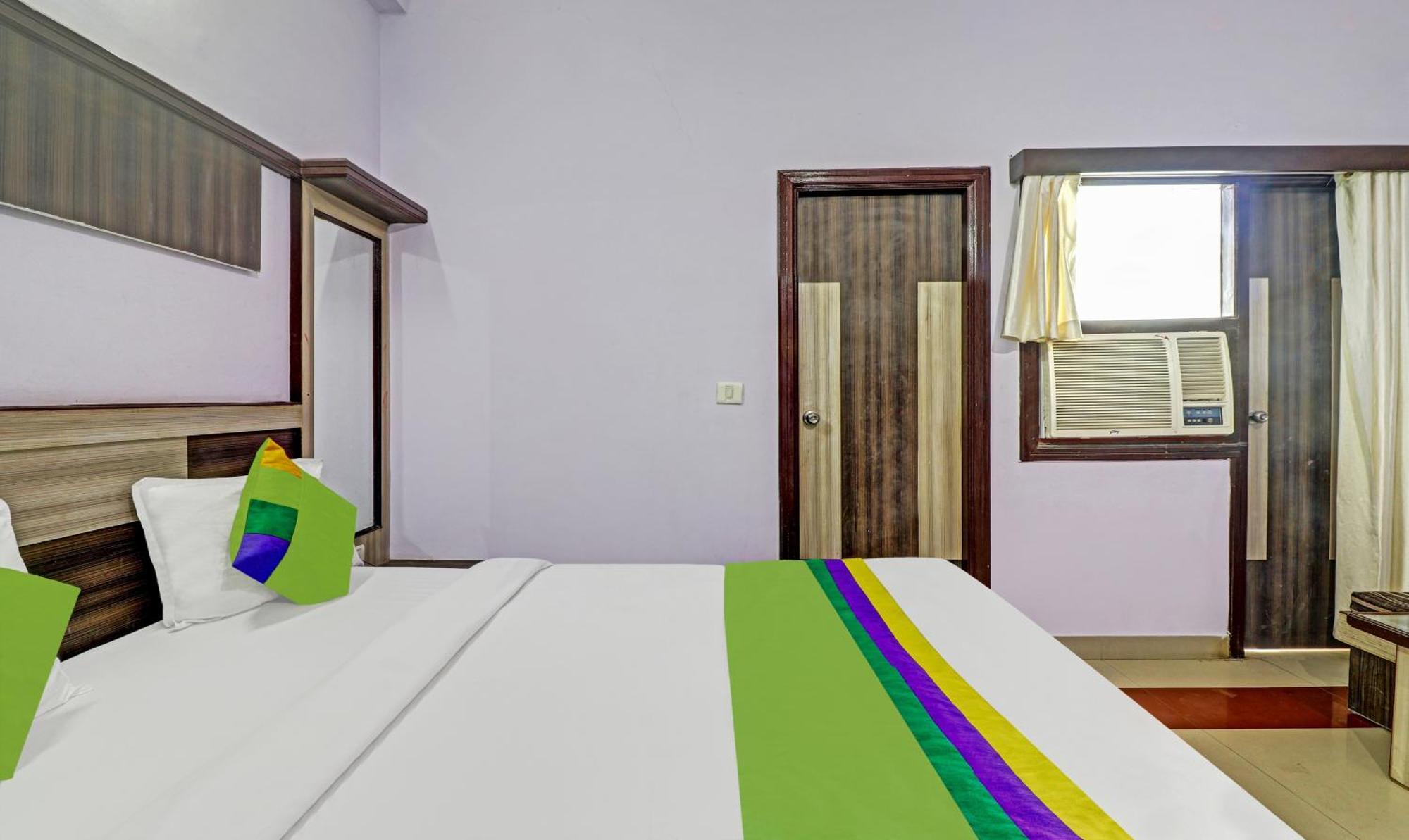 אגרה Hotel The Golden Bird מראה חיצוני תמונה